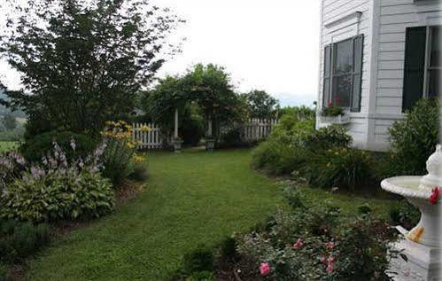 Sparta Harmony Hill Bed & Breakfast מראה חיצוני תמונה
